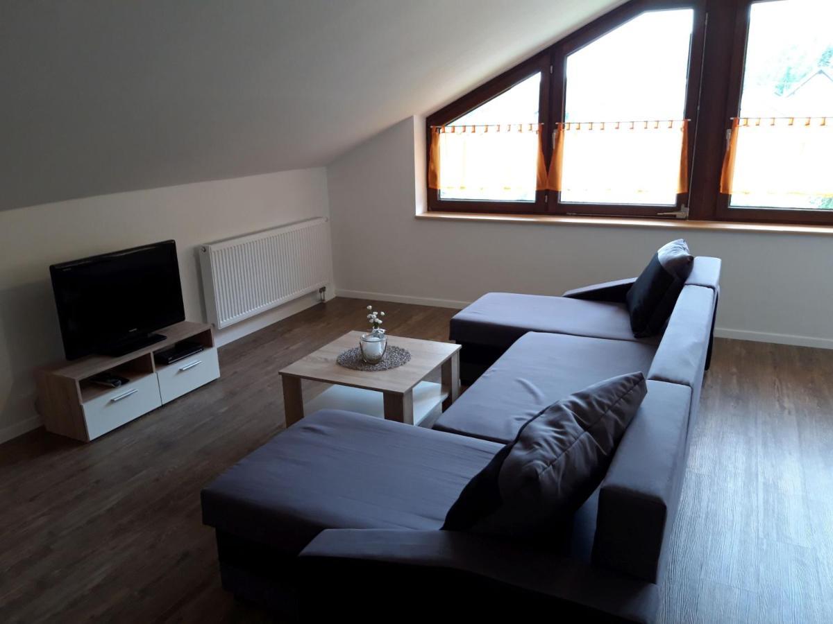 Ferienwohnung Pia ชตูลิงเกน ภายนอก รูปภาพ